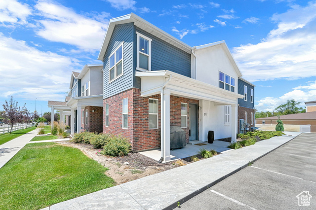 Property Photo: 341 E 9000 S UT 84070