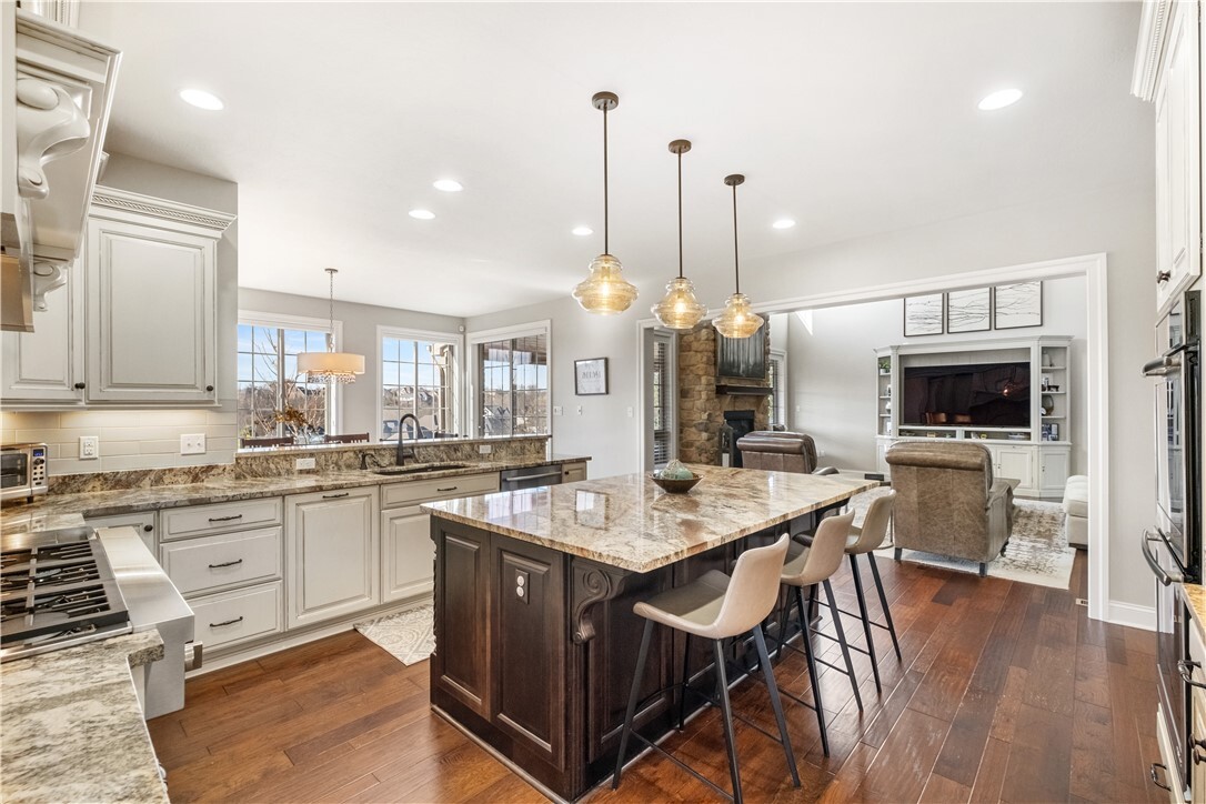 Property Photo: 347 Buckingham Drive PA 15367