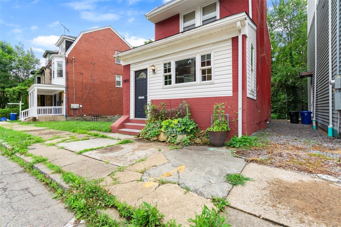 Property Photo: 5402 Kincaid St PA 15206