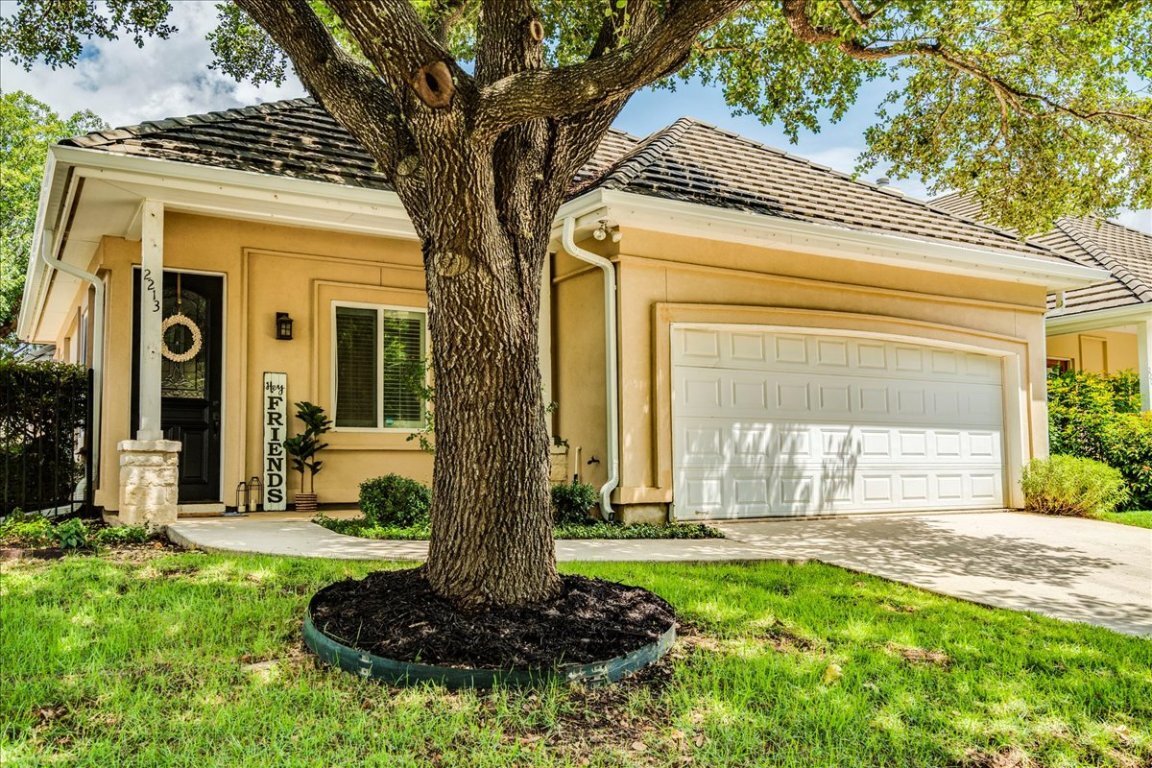 Property Photo:  2213 Garden Court  TX 78666 