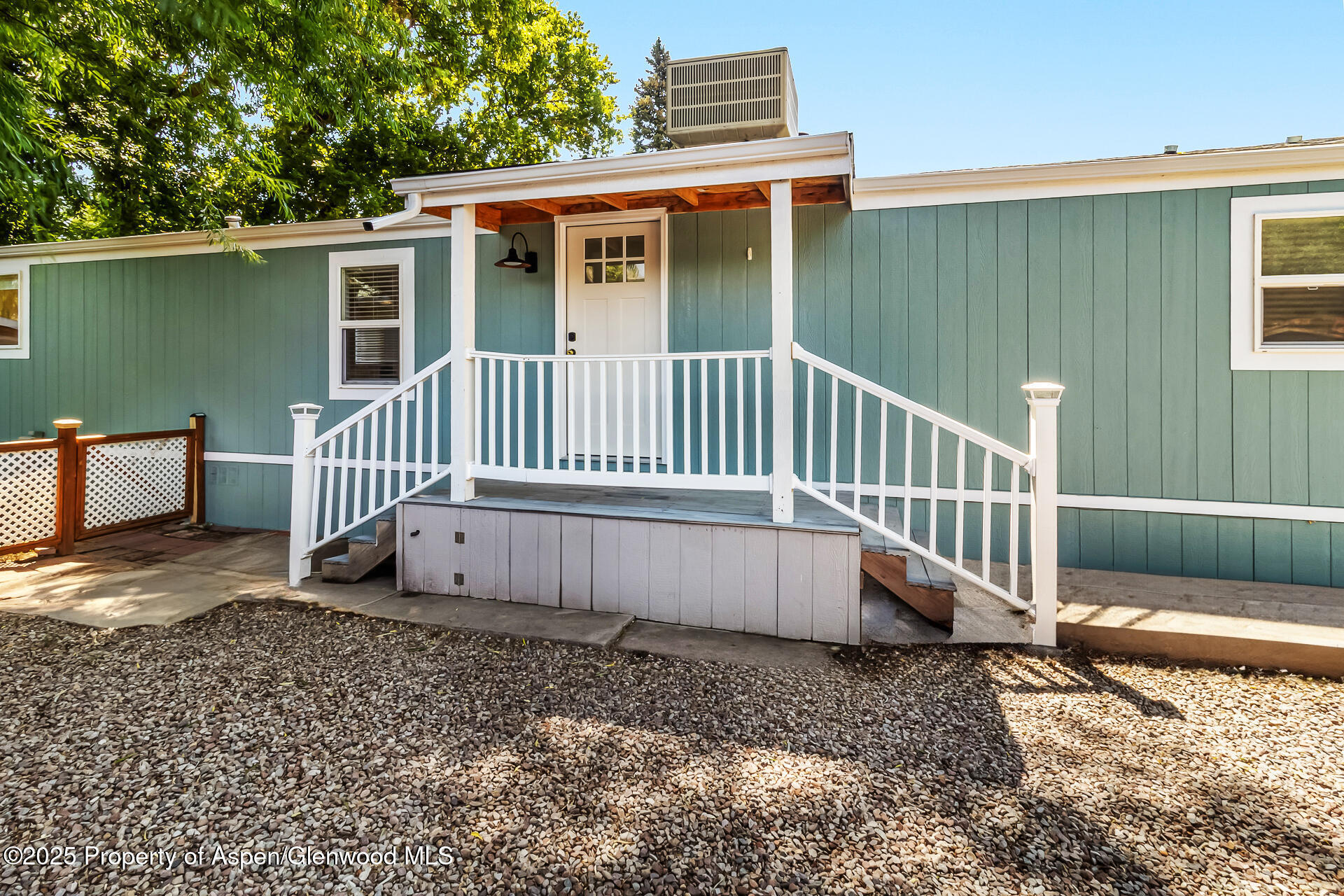Property Photo:  1208 Hollybrook Lane  CO 81601 