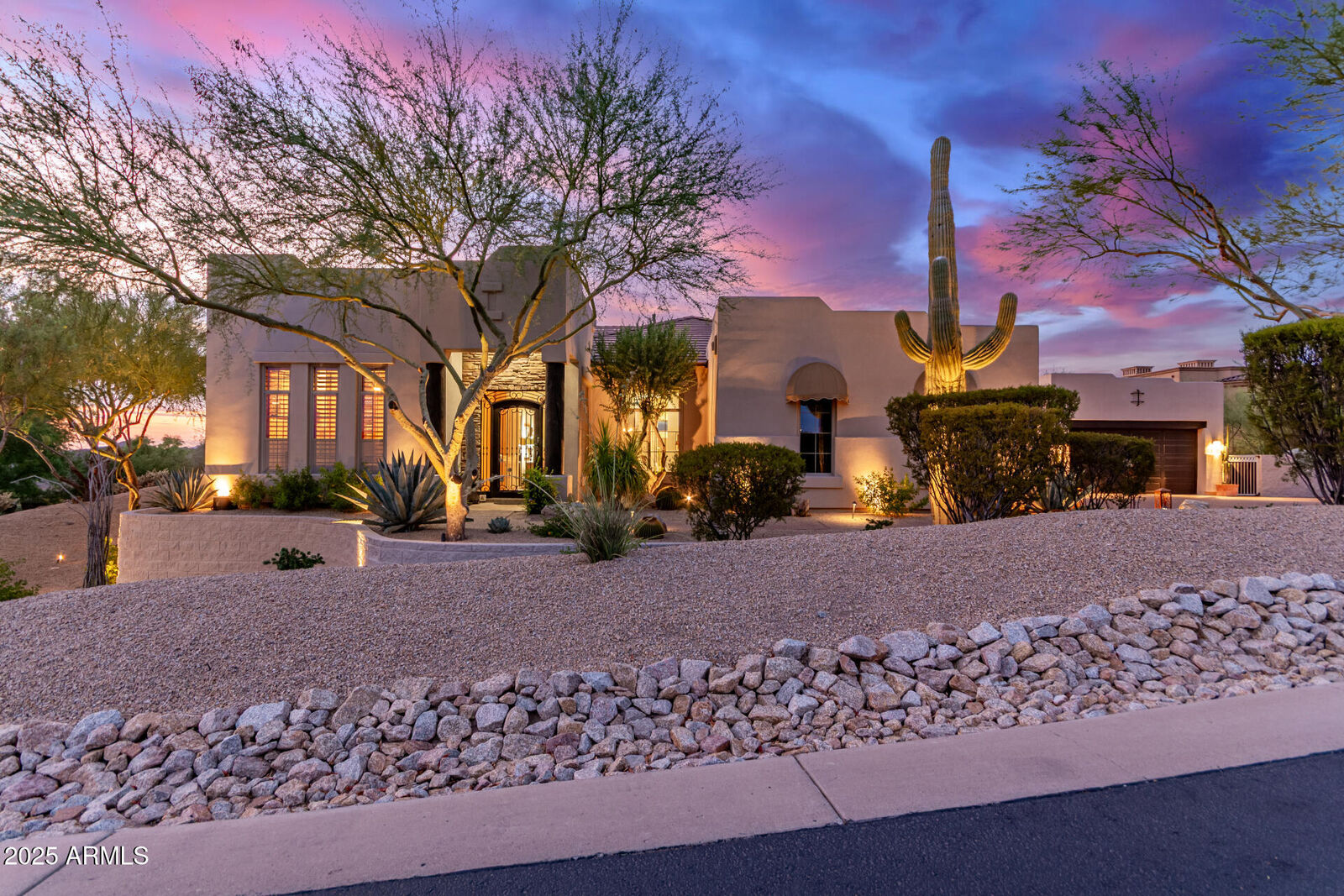 Property Photo: 4317 N Brighton Circle AZ 85207
