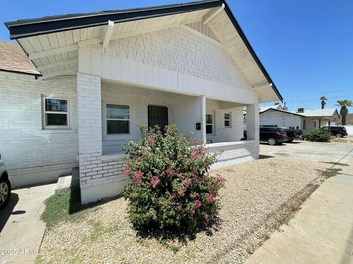 2002 W Jefferson Street  Phoenix AZ 85009 photo