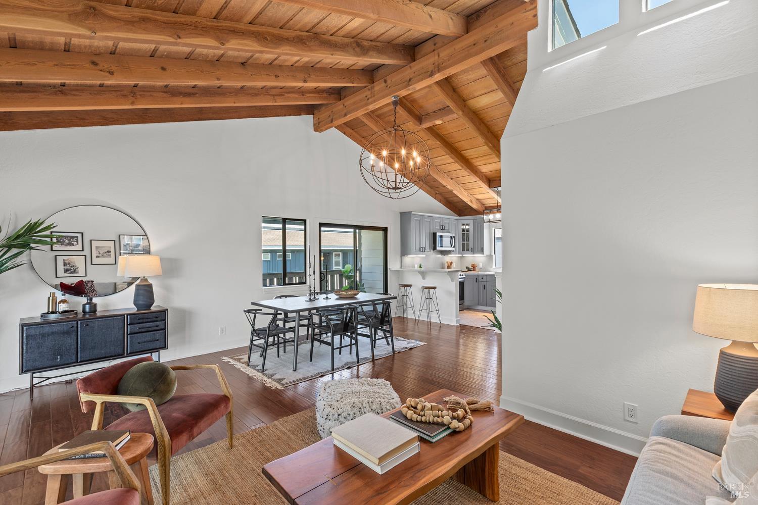 Property Photo: 805 S Eliseo Drive 1 CA 94904