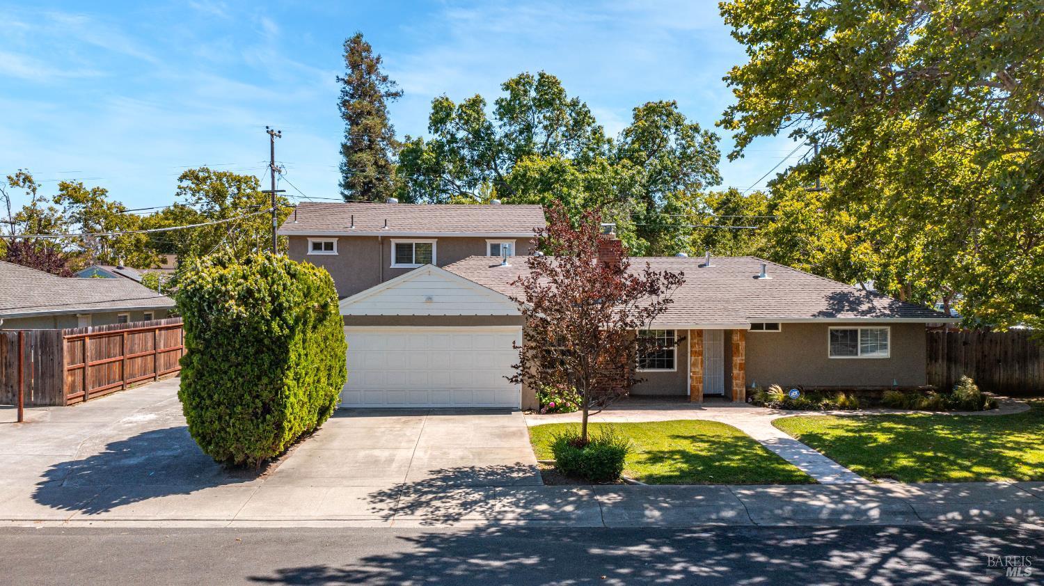 Property Photo: 647 Nevada Street CA 94533
