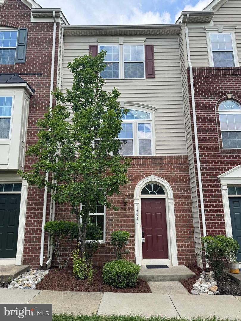 Property Photo: 14036 Cannondale Way VA 20155