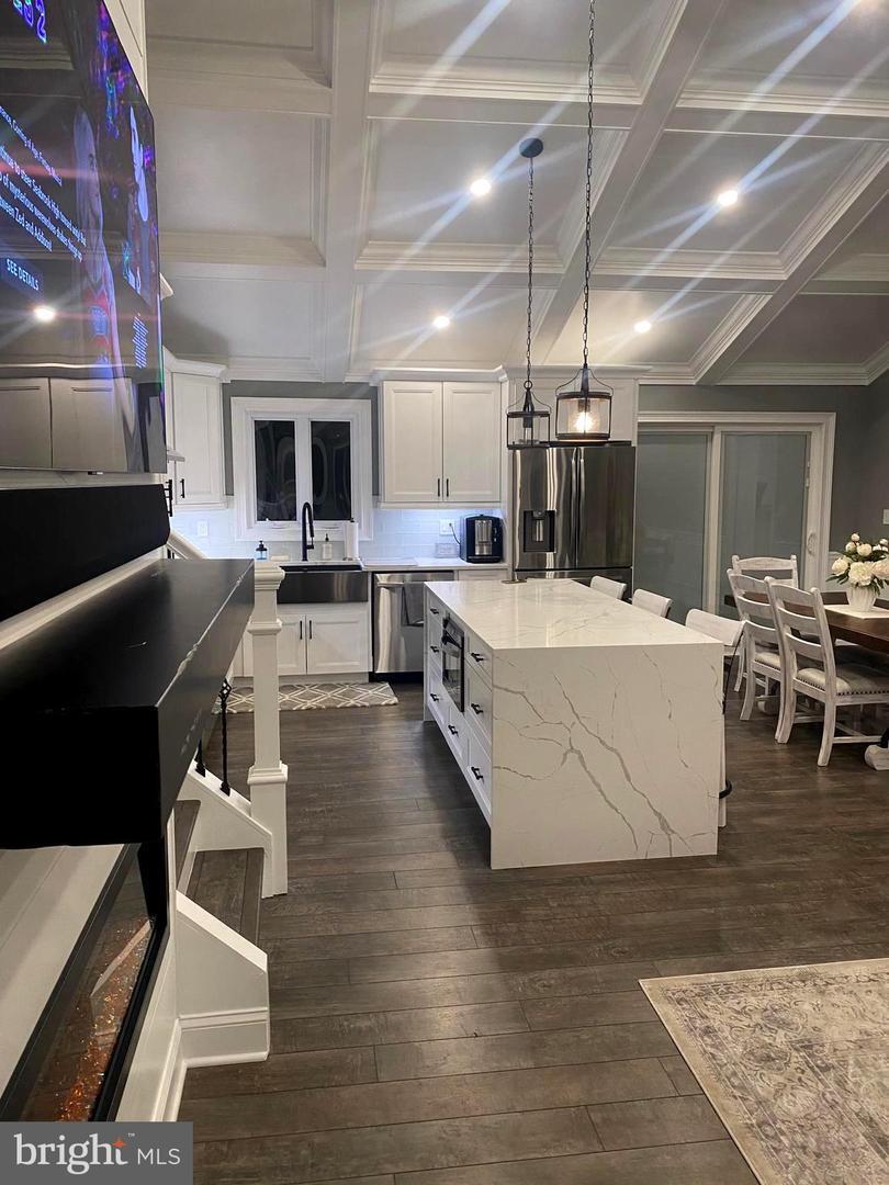 Property Photo:  230 Stephen Drive  NJ 08077 