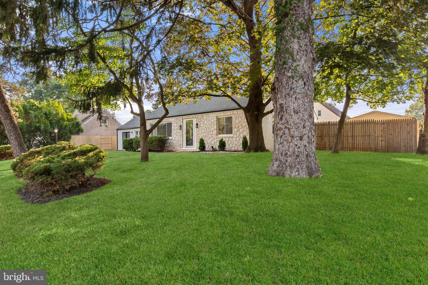 Property Photo:  114 Leonard Avenue  NJ 08610 