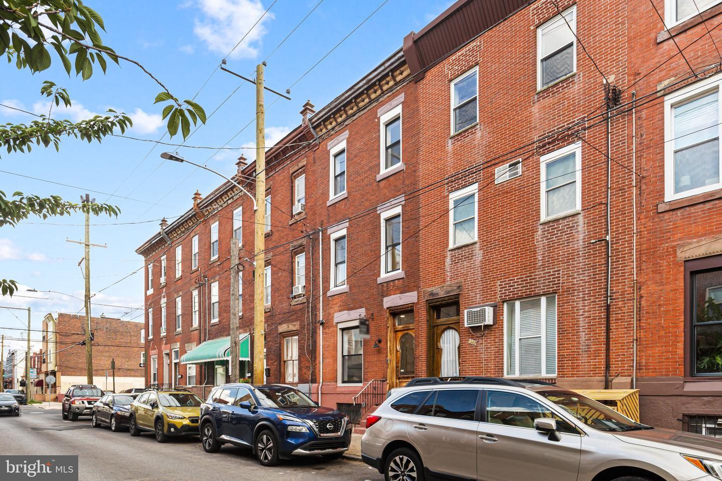 Property Photo:  908 Reed Street  PA 19147 