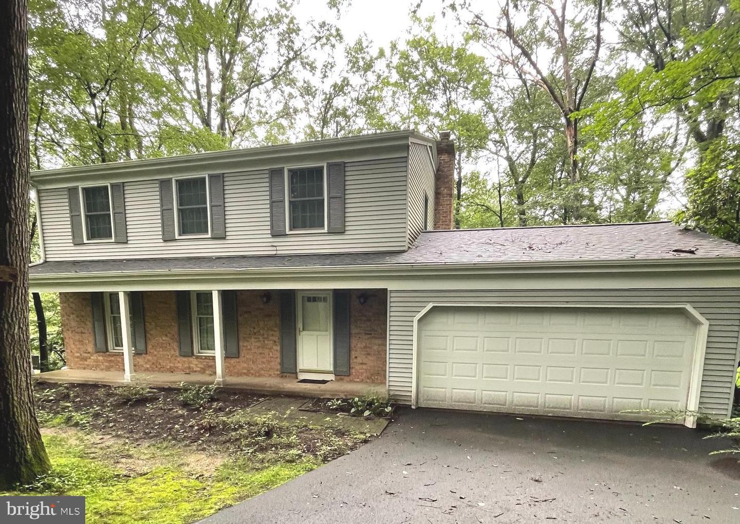 29 Brownstone Drive  Hershey PA 17033 photo