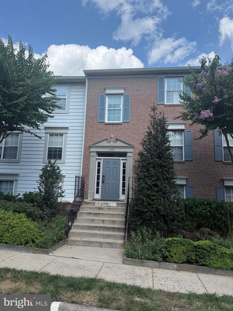 12101 Greenwood Court 302  Fairfax VA 22033 photo