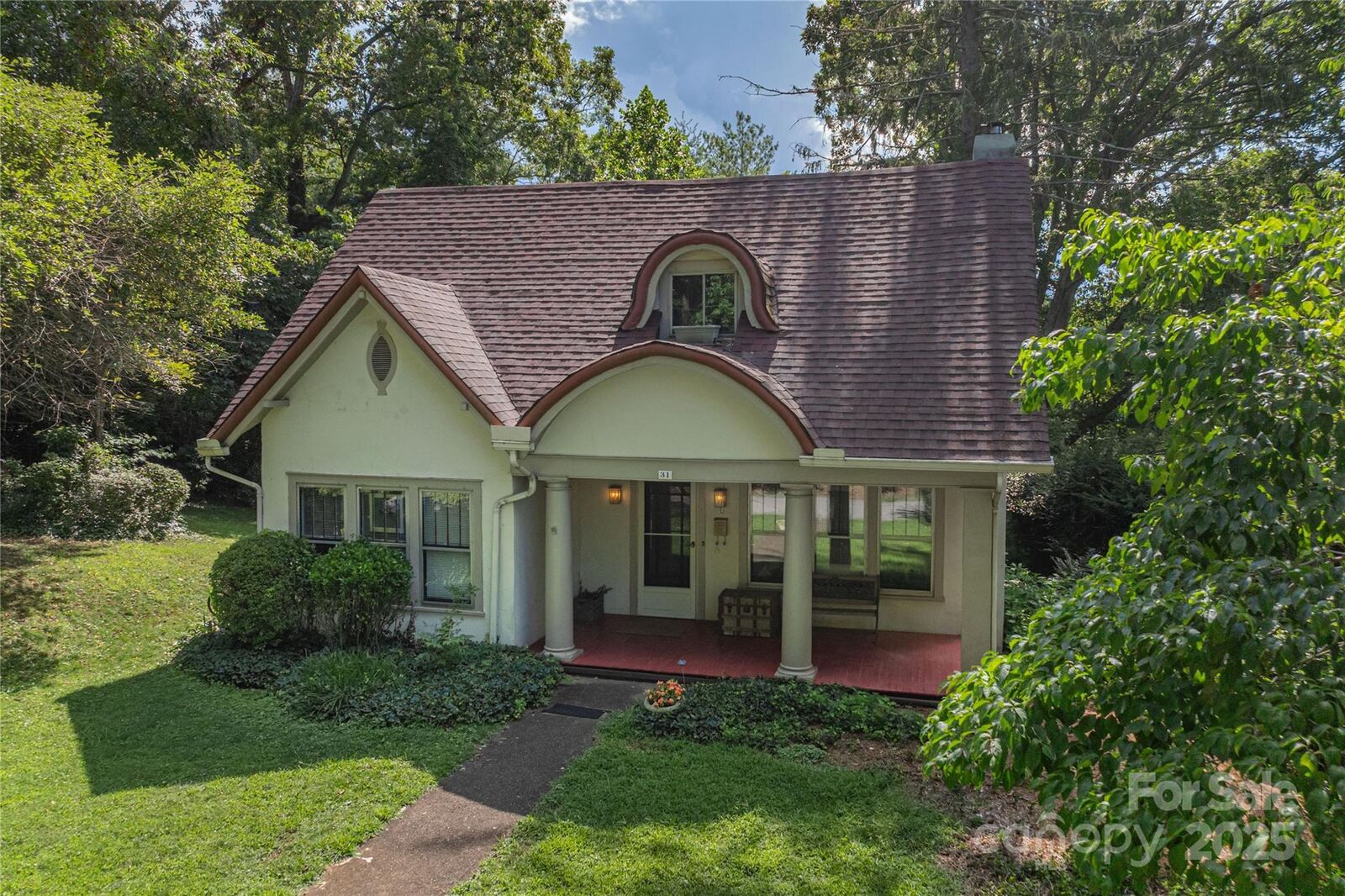 Property Photo: 31 Samayoa Place NC 28806