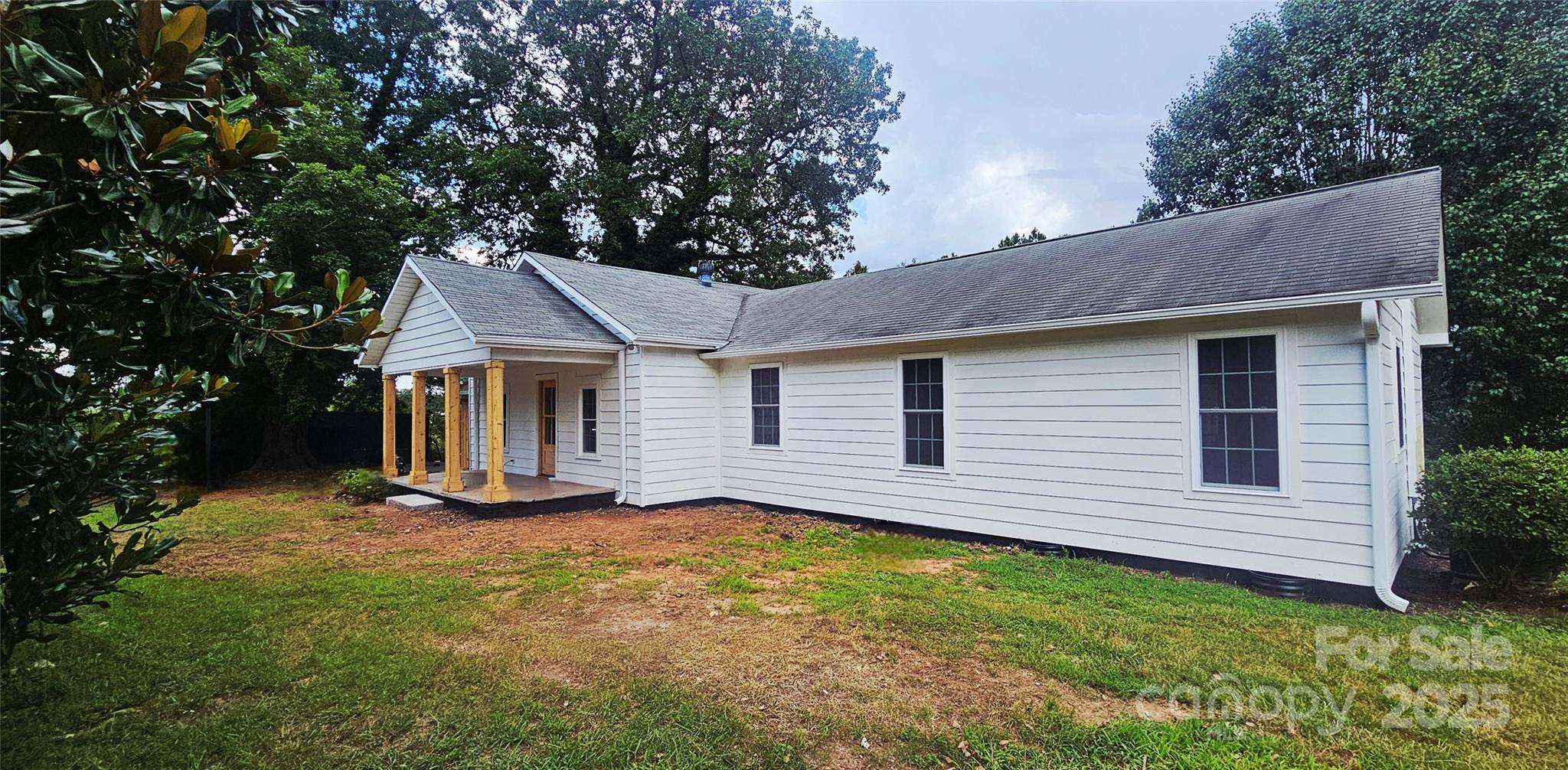 Property Photo:  5990 S Nc 9 Highway  NC 28782 