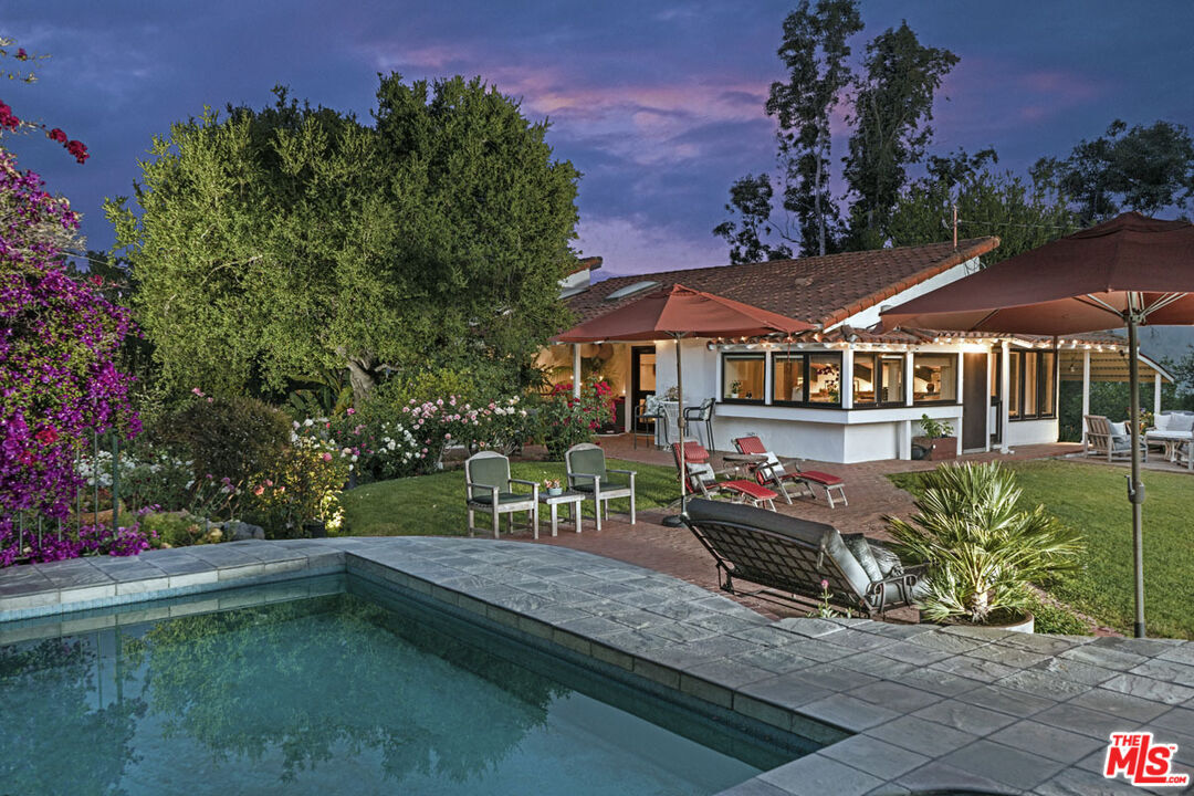 Property Photo:  22068 Topanga School Rd  CA 90290 