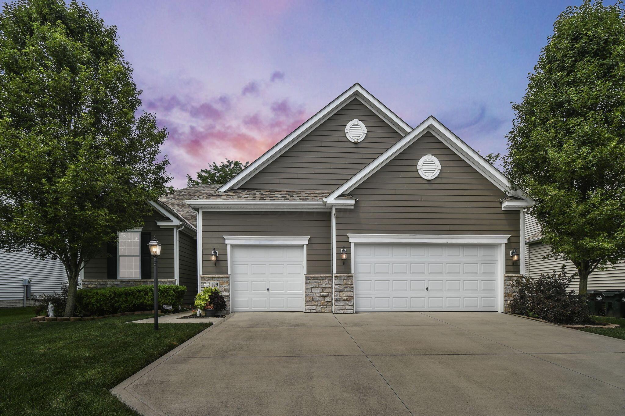Property Photo:  129 Monebrake Drive  OH 43147 