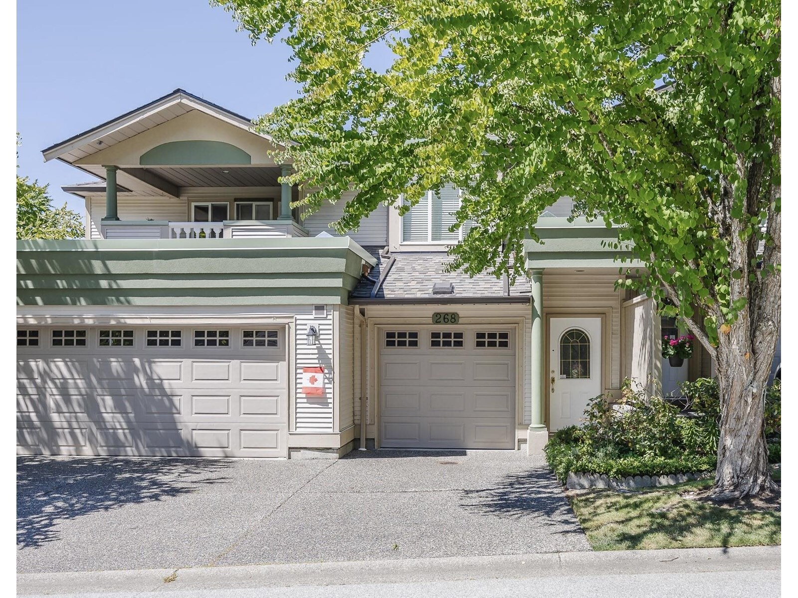 Property Photo: 13888 70 268 BC V3W 0R8
