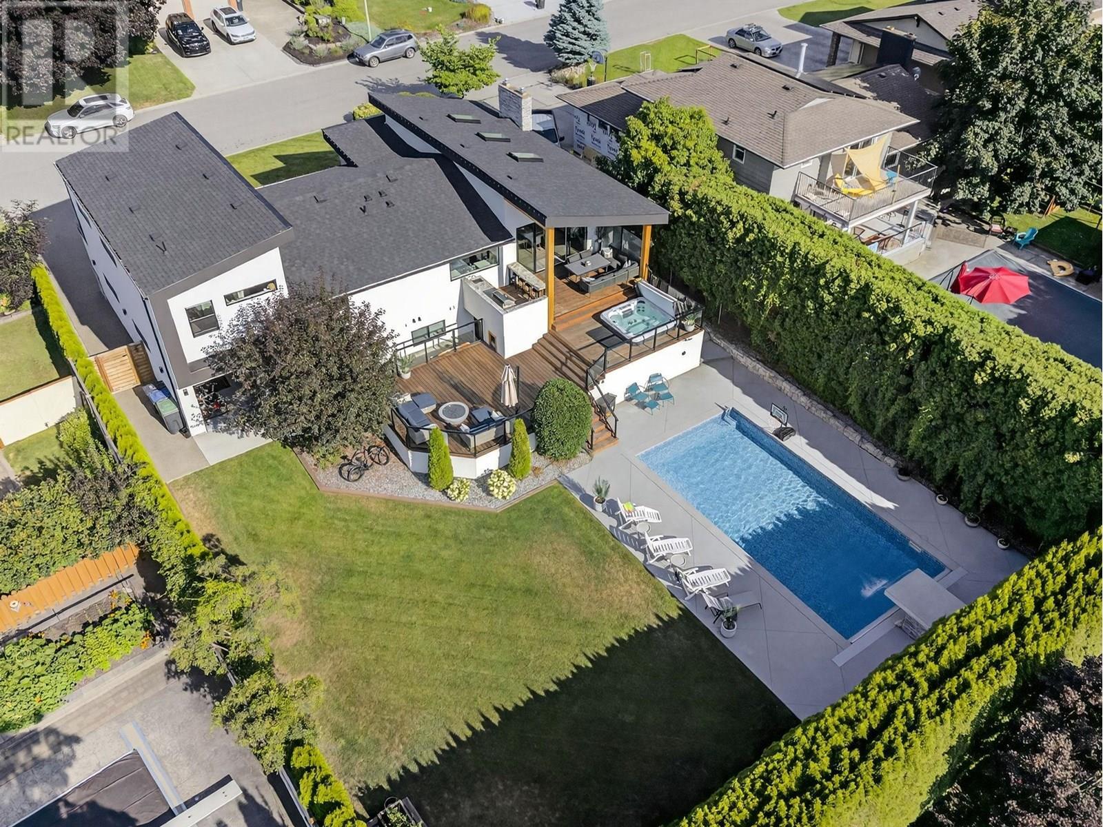 Property Photo: 4354 Kensington Drive BC V1W 2L8