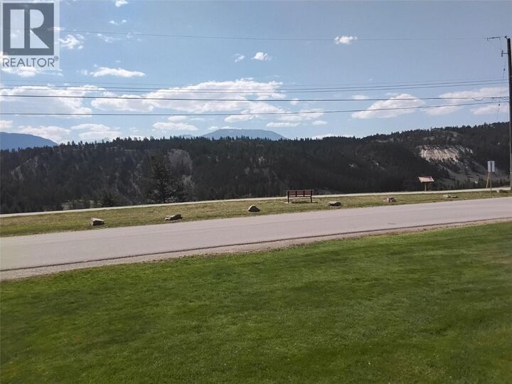 Property Photo: 453 13th Avenue BC V0A 1K4