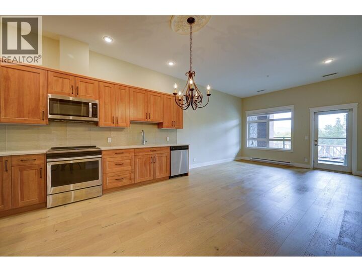 Photo de la propriété: 568 Lorne Street 102 BC V2C 1W3