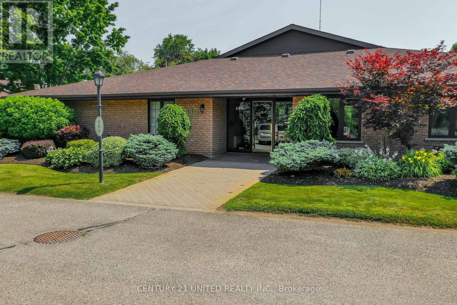 680 Whitaker Street 2  Peterborough East (North) ON K9H 7J9 photo