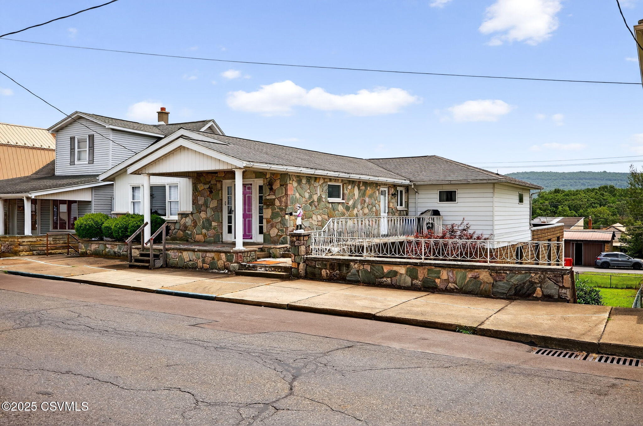 623 Spruce Street  Kulpmont PA 17834 photo