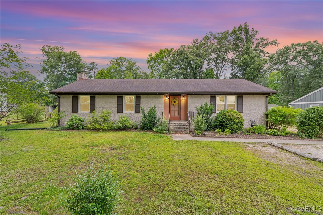 Property Photo: 12606 S Chester Road VA 23831