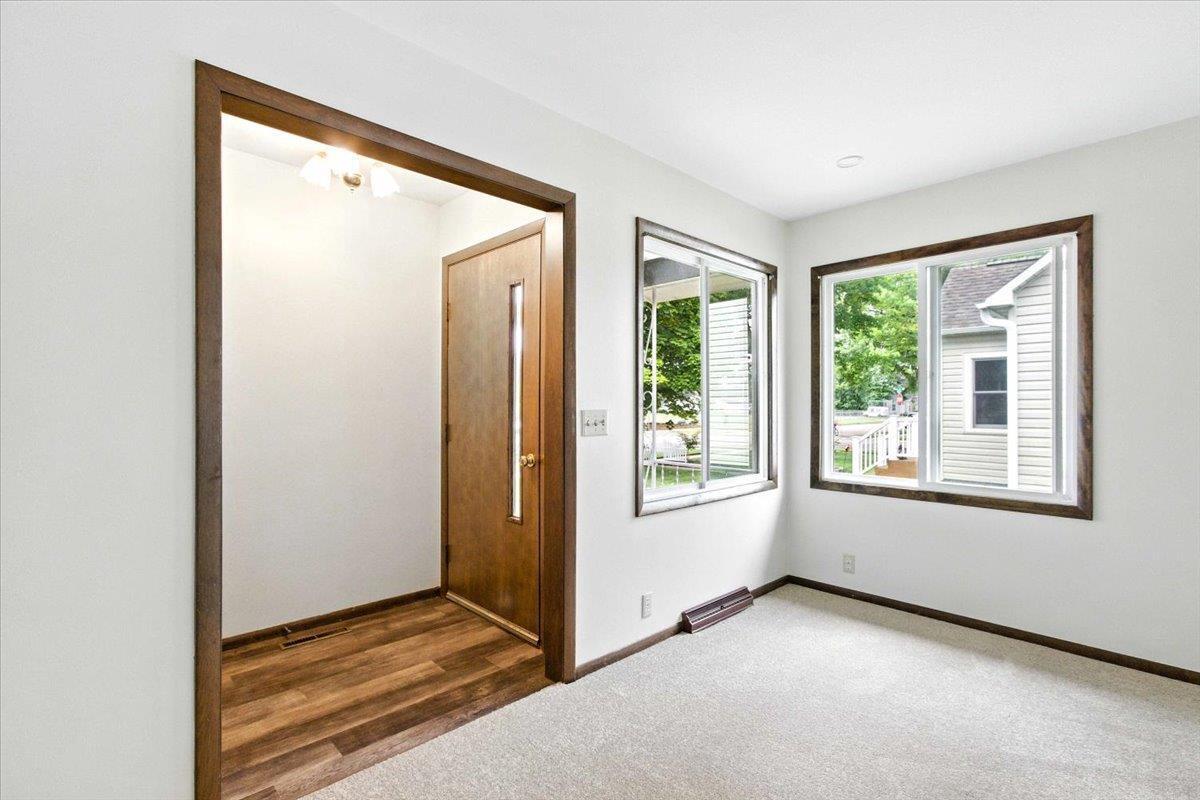 Property Photo: 930 12th Street South WI 54494