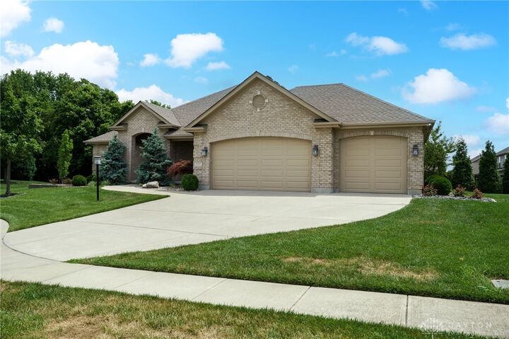 Property Photo: 332 Crown Point Drive OH 45458