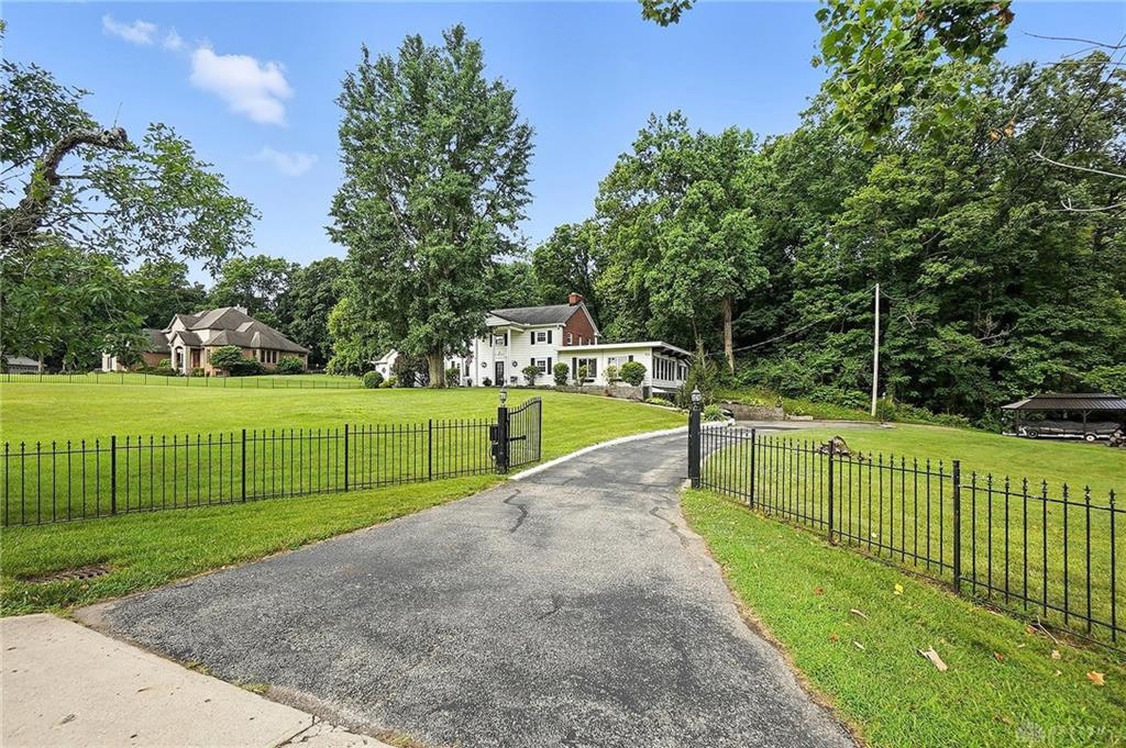 Property Photo: 6551 McEwen Road OH 45459