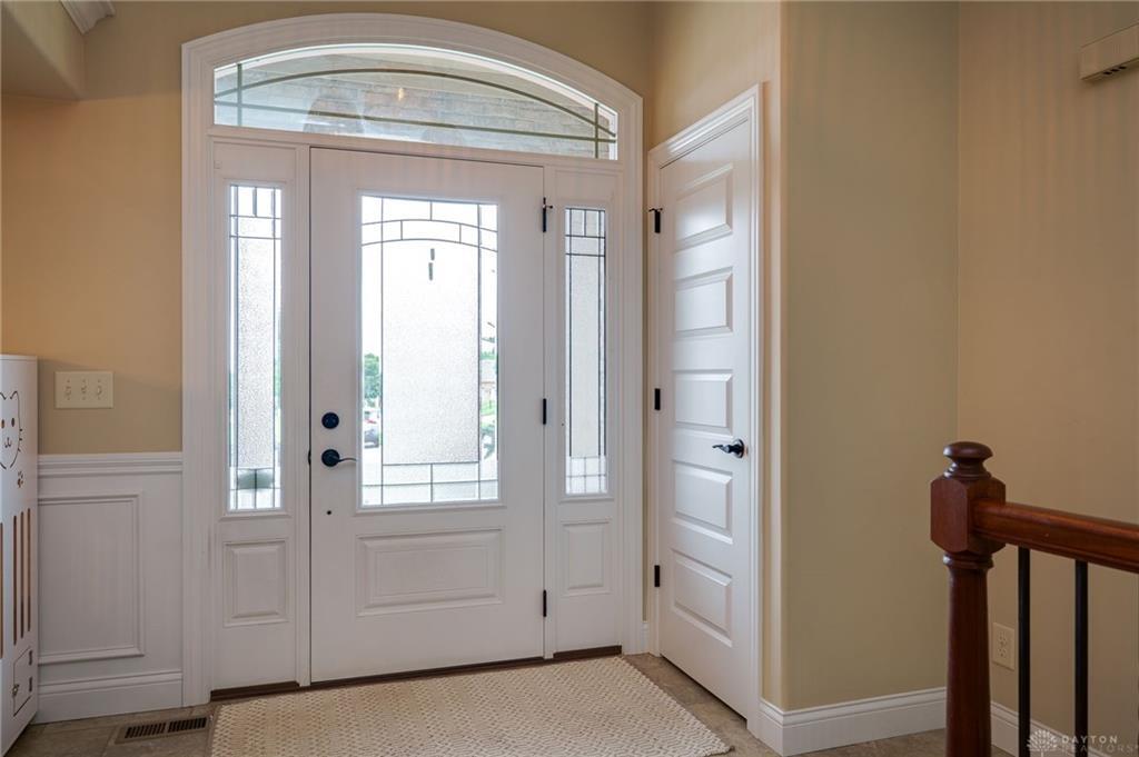 Property Photo: 332 Crown Point Drive OH 45458