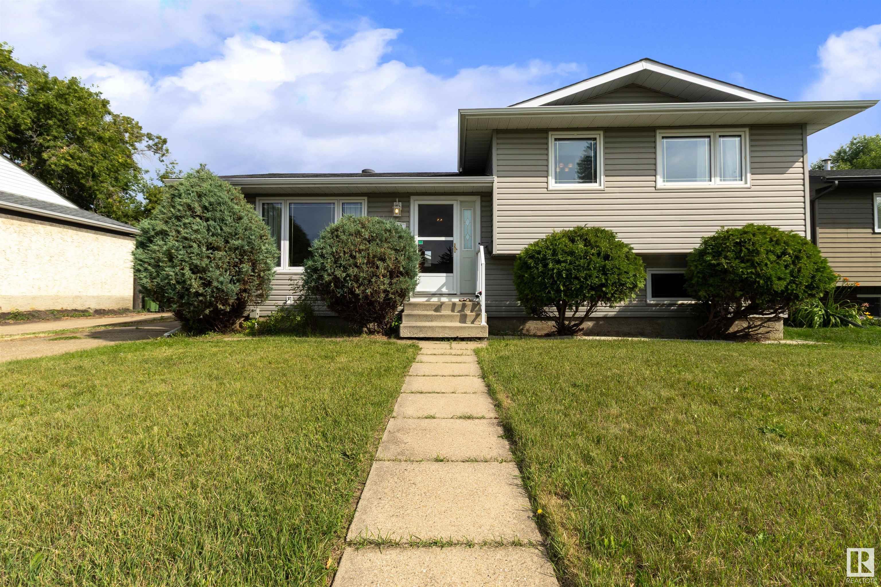 2610 129A Avenue NW  Edmonton AB T5A 3Y1 photo