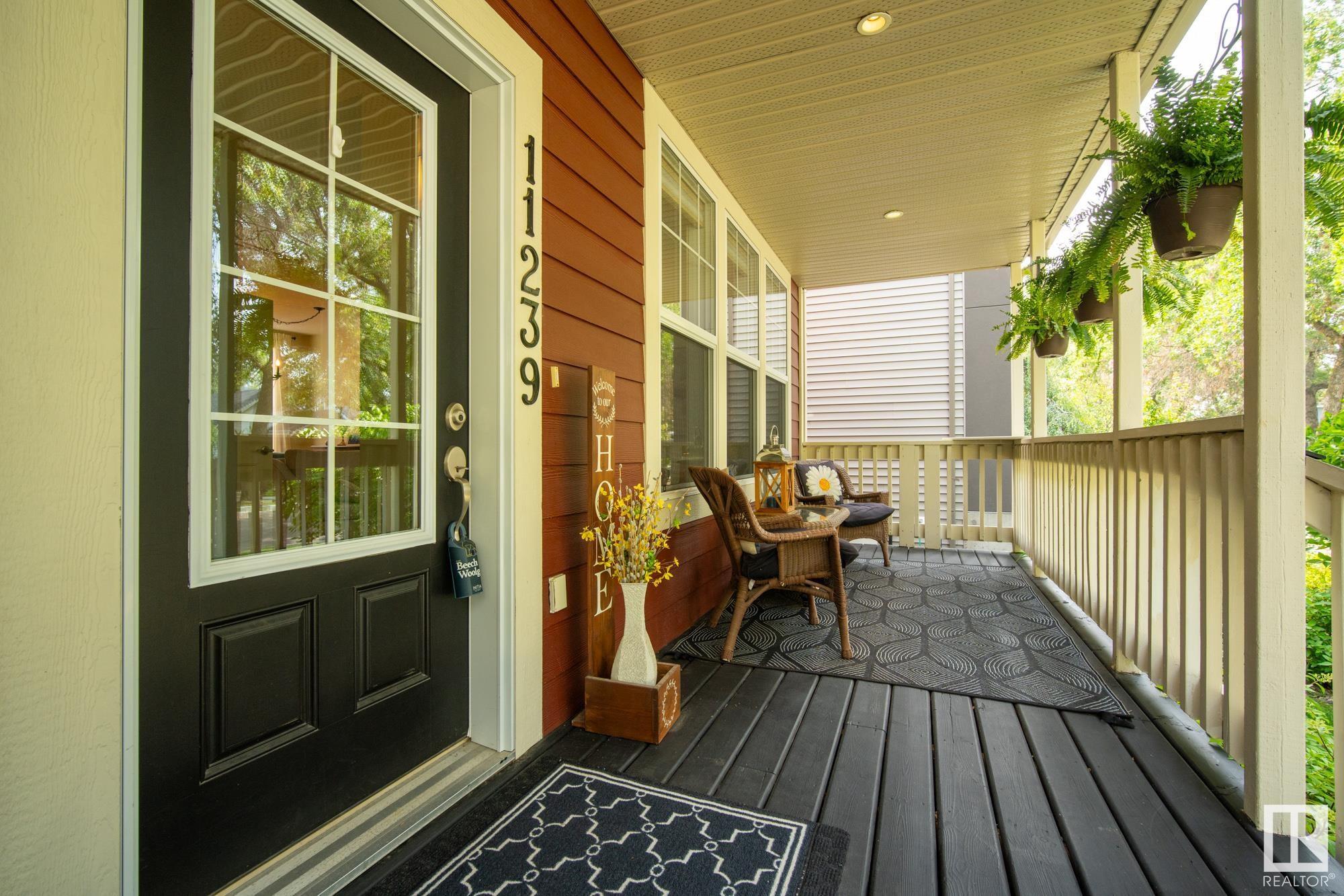 Property Photo:  11239 67 Street NW  AB T5B 1K9 