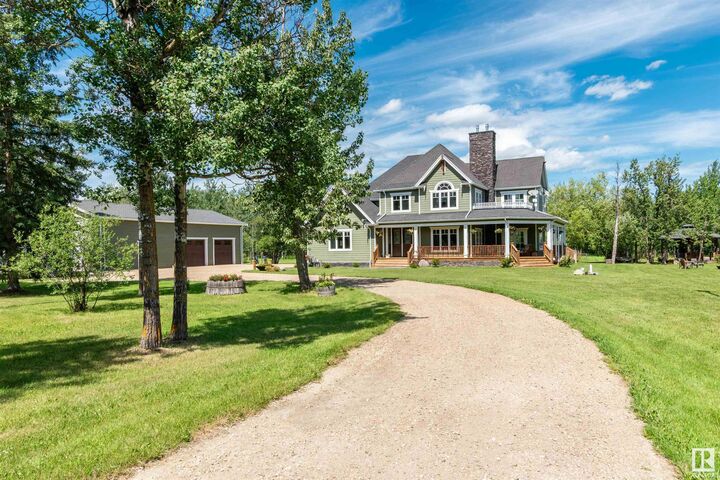 Property Photo: 51218 Rge Road 214 37 AB T8E 1G9