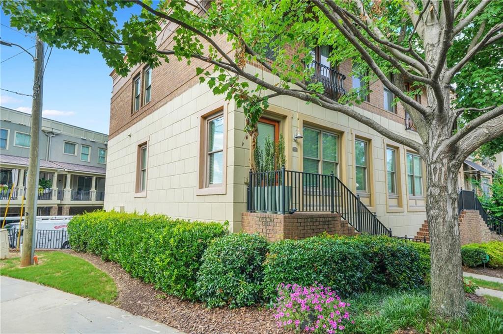 Property Photo: 385 15th Street NW 6 GA 30363