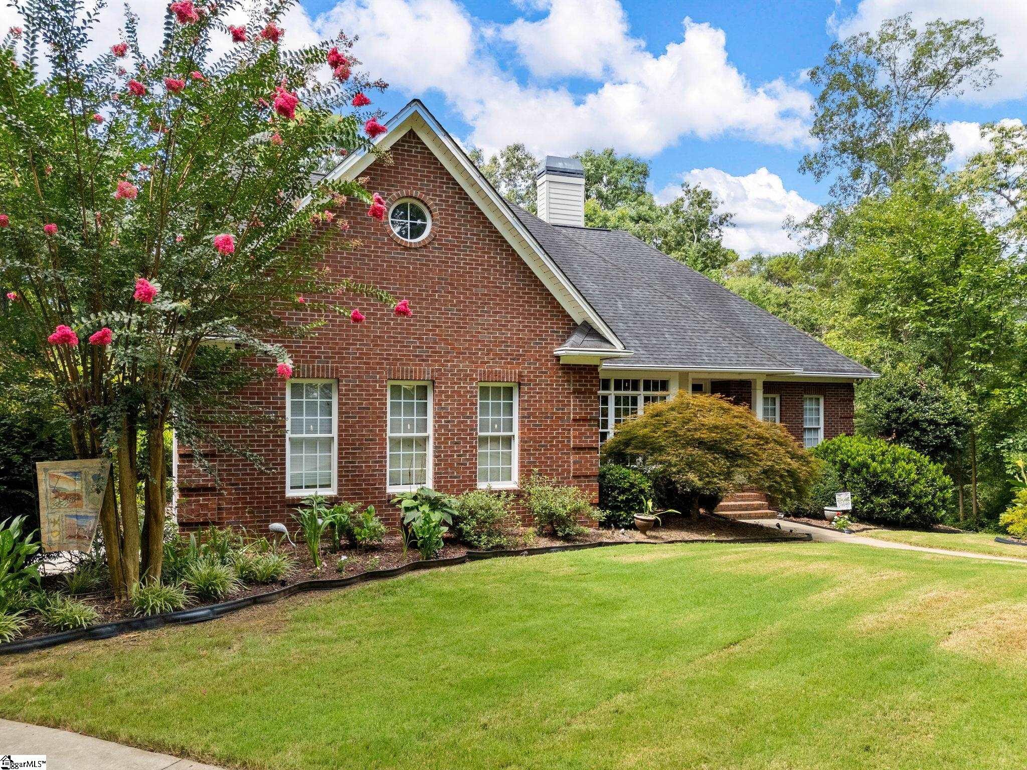 Property Photo: 322 Oleander Lane SC 29303