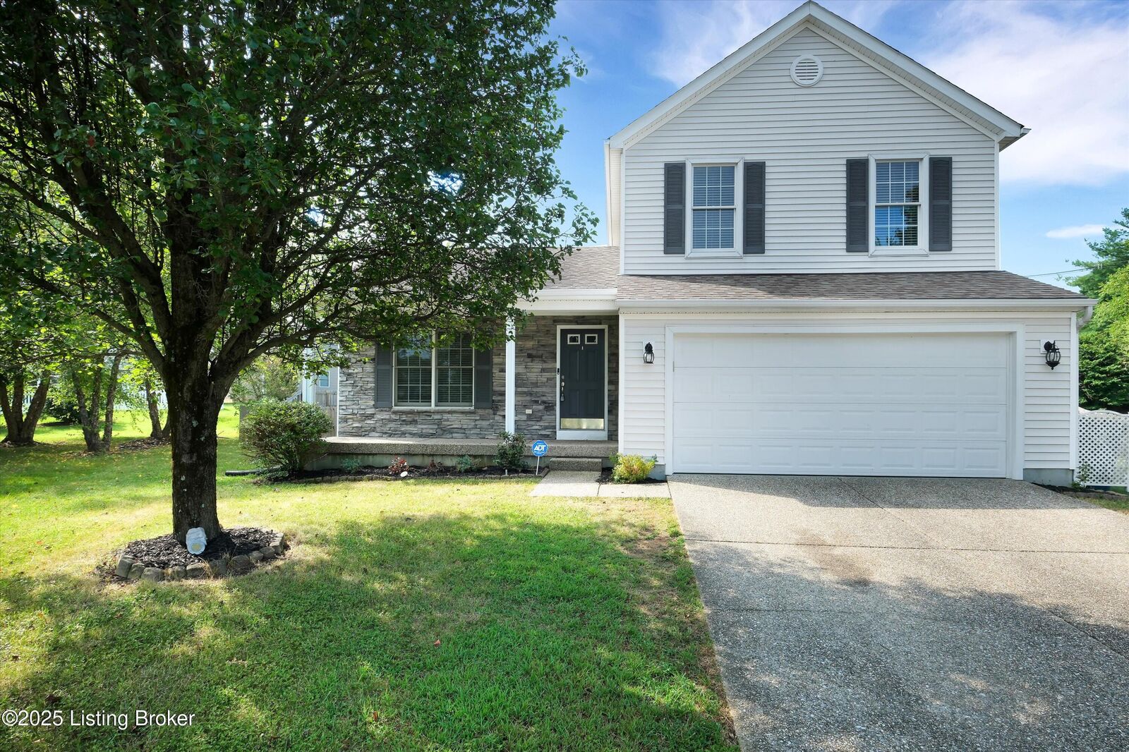 Property Photo:  6709 Rockview Way  KY 40299 