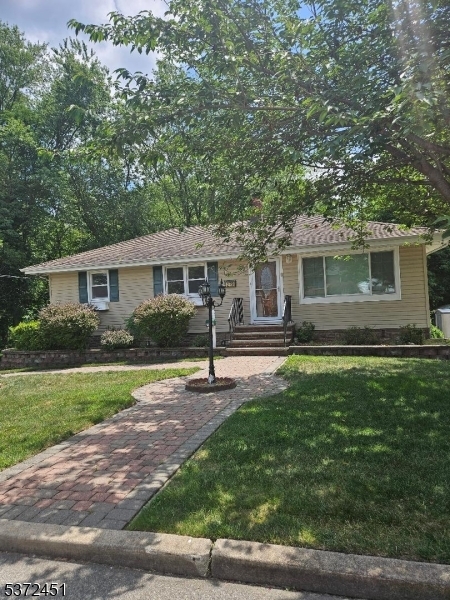 Property Photo:  279 Ramapo St  NJ 07442 