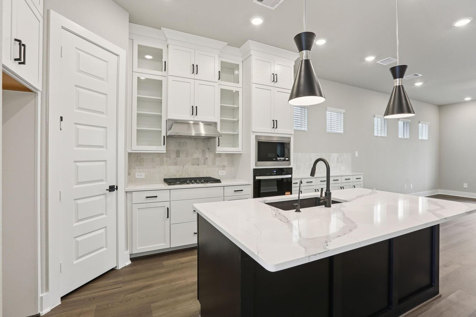 Property Photo:  3214 Quiet Sunset Drive  TX 77080 