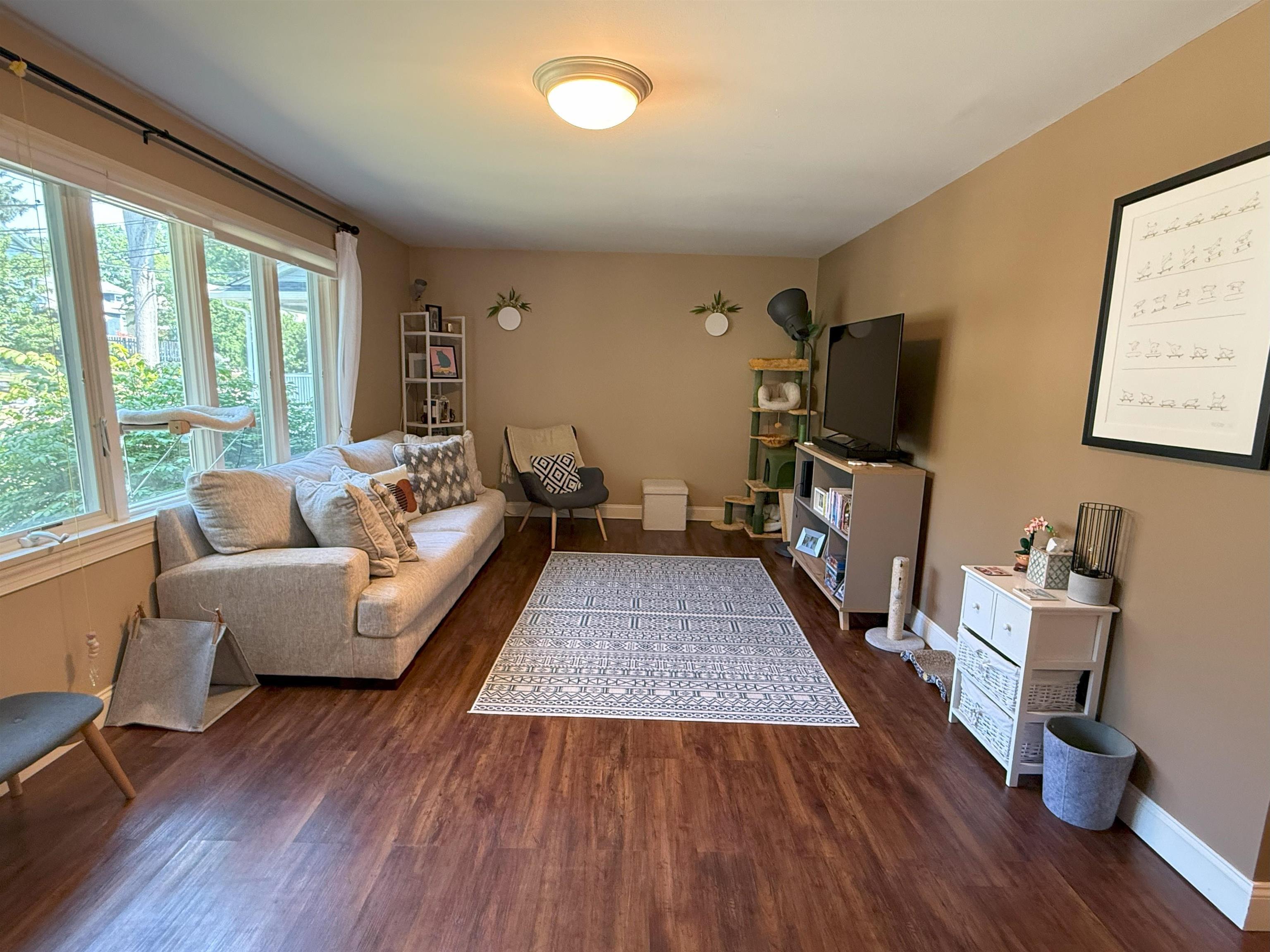 Property Photo:  45 Garfield Pl 1 (1st Floor)  NJ 07450-3724 