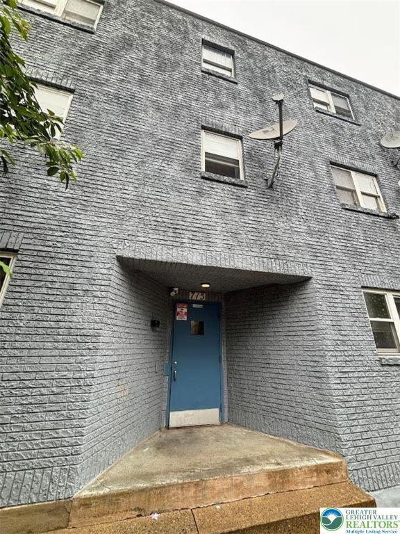 Property Photo:  715 E 7th Street 101  PA 18015 