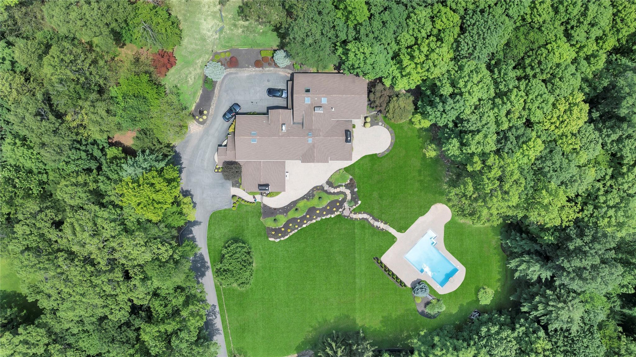 Property Photo:  597 S Mountain Road  NY 10956 