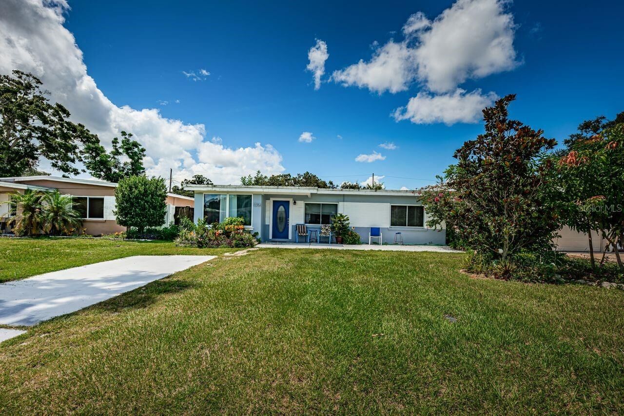 Property Photo: 4346 14th Avenue N FL 33713