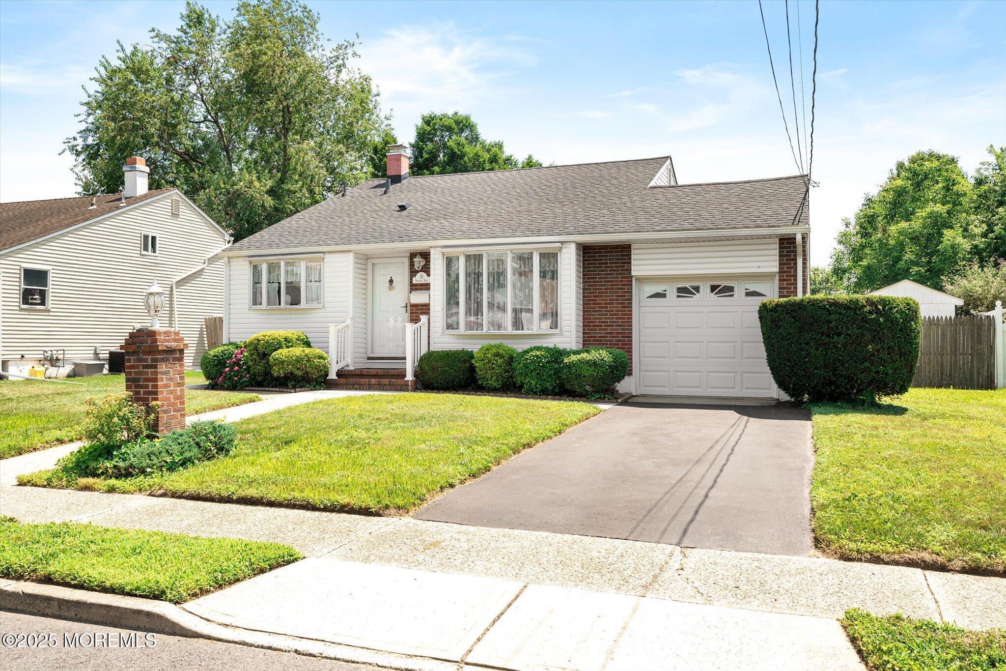 35 Hastings Road  Hamilton NJ 08620 photo