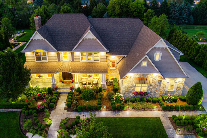 Property Photo: 39W162 Long Meadow Lane IL 60175