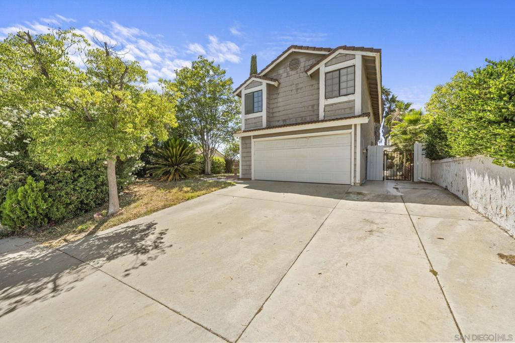 Property Photo: 27189 Rainbow Creek Drive CA 92591