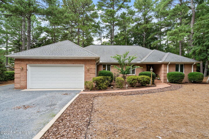 210 Westchester Circle  Pinehurst NC 28374 photo