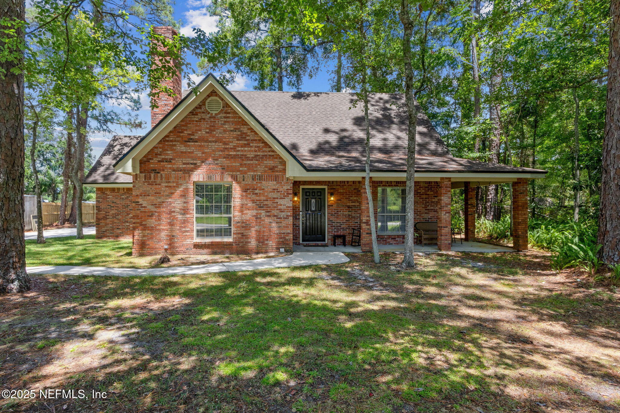 Property Photo: 1351 Tangerine Drive FL 32259
