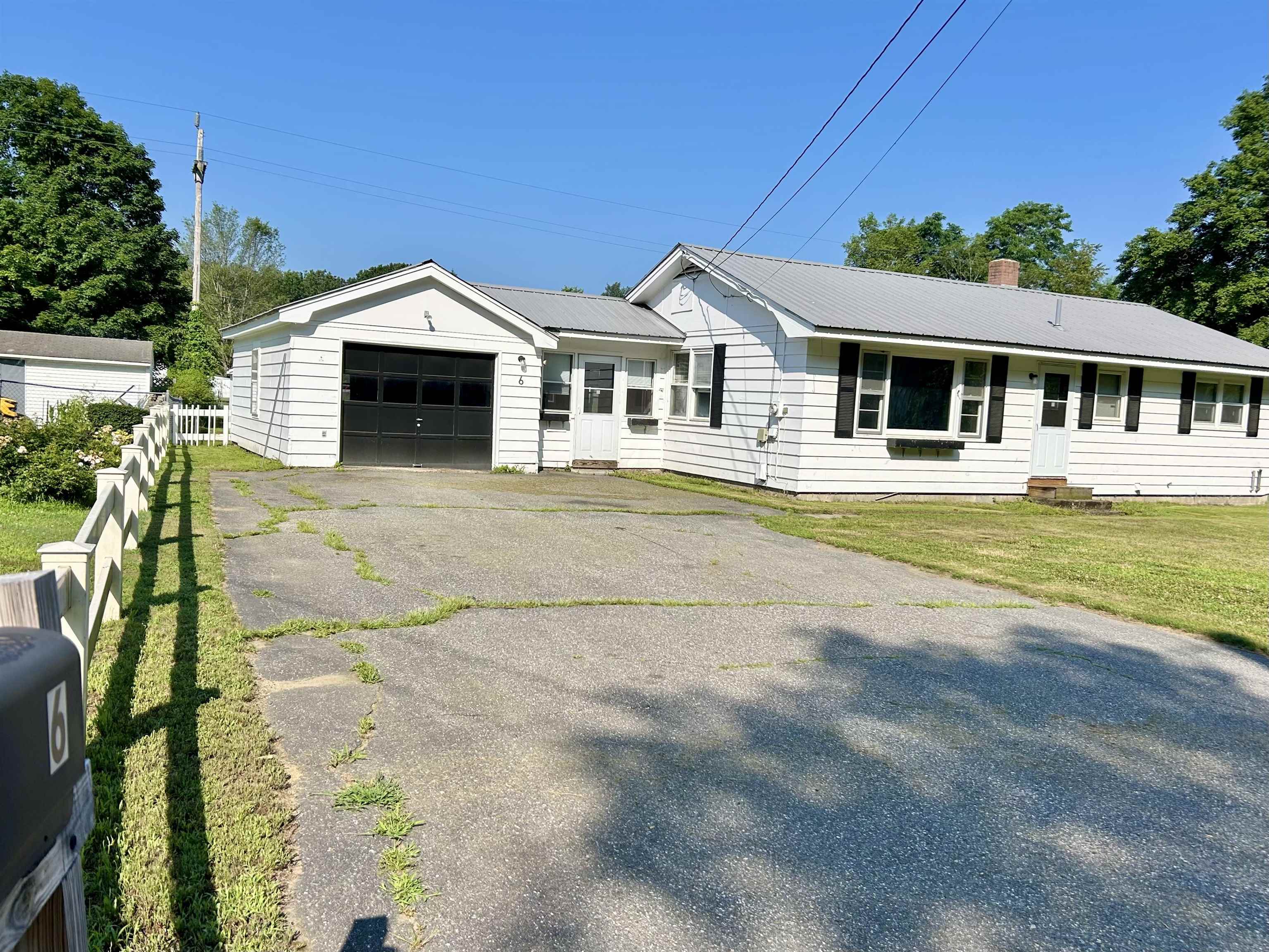 6 Willow Street  Walpole NH 03609 photo