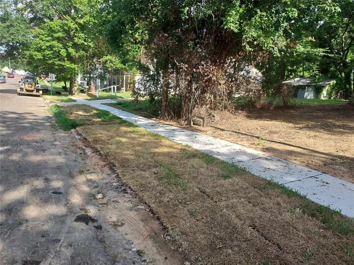 Property Photo: 618 Wyandotte Street LA 71101