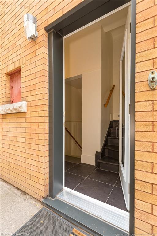 Property Photo:  72 Sherman Avenue S 3B  ON L8M 2P7 